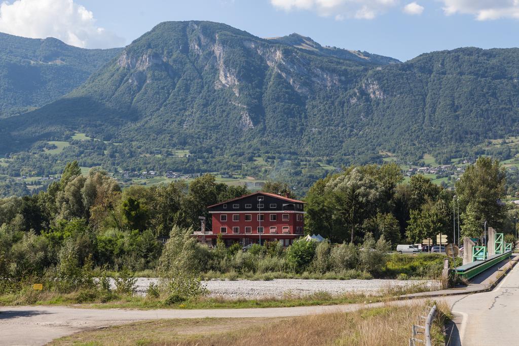 Maison De Savoie Saint-Pierre-d'Albigny Luaran gambar